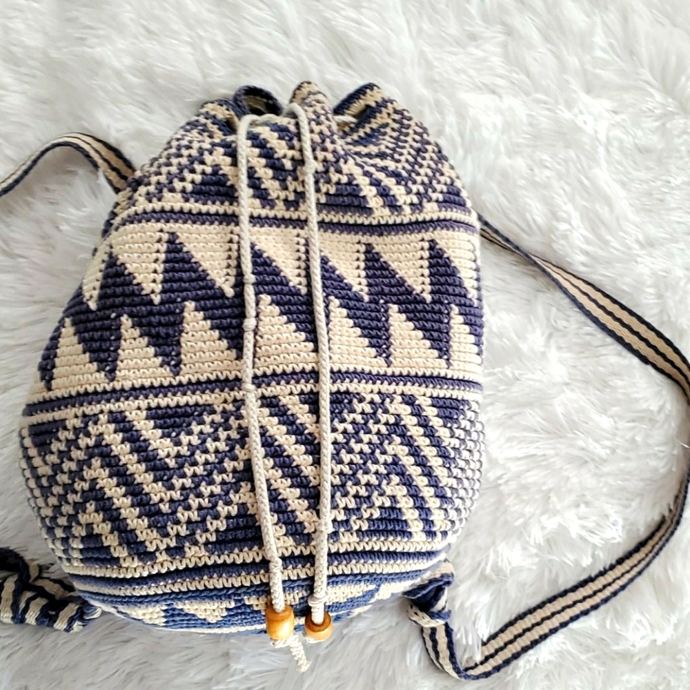 BACKPACK AZTEC DESIGN